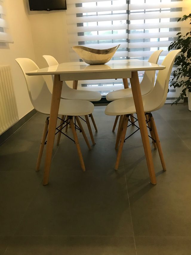 Conjunto mesa + sillas cocina de segunda mano por 250 € en Riba-Roja ... Conjunto mesa + sillas cocina de segunda mano por 250 € en Riba-Roja ...
