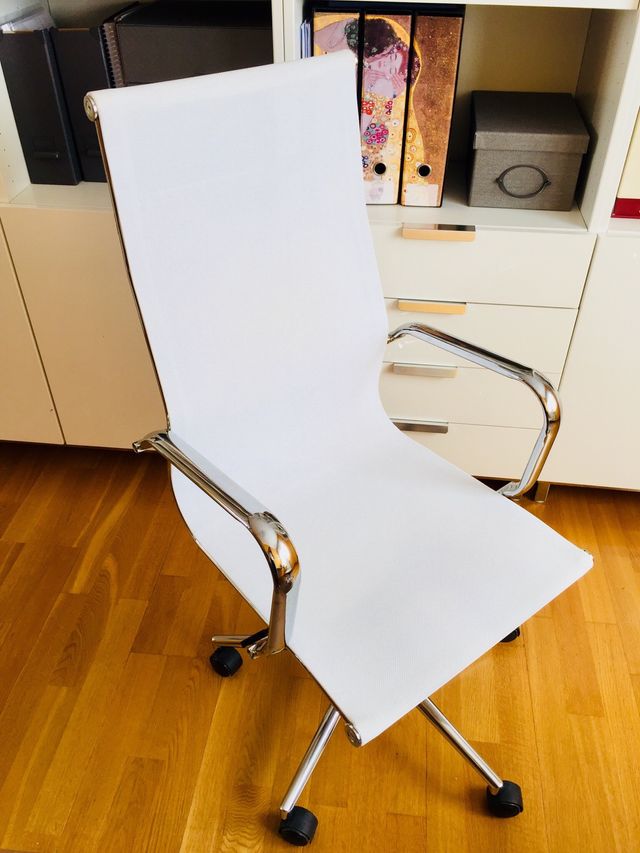 Silla oficina diseño de segunda mano por 100 € en Logroño en WALLAPOP Silla oficina diseño de segunda mano por 100 € en Logroño en WALLAPOP