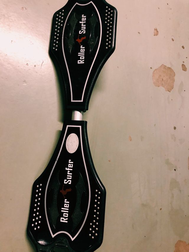 Roller Surfer Skateboard