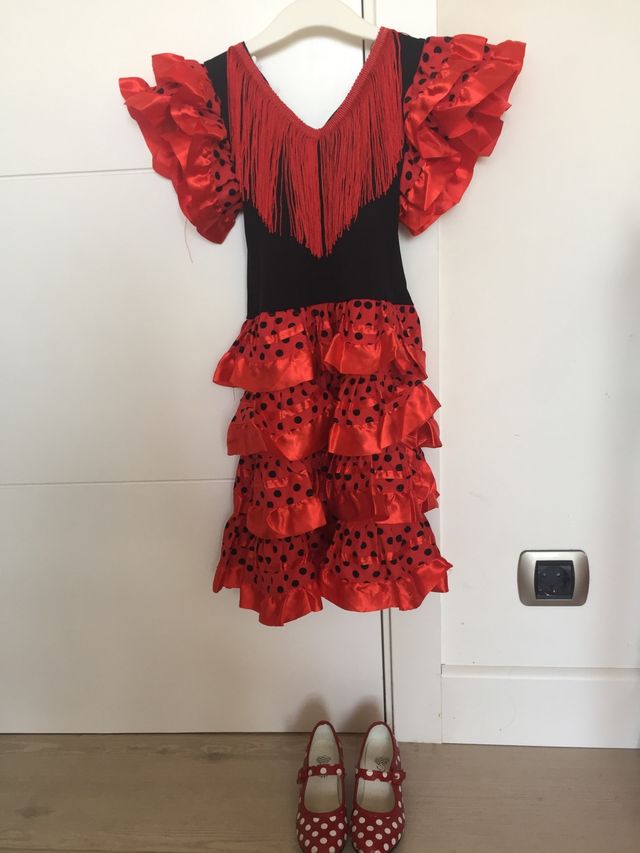 Disfraz de sevillana + zapatos