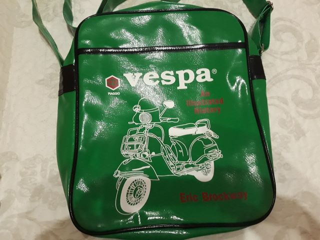 BOLSO VESPA NUEVO.