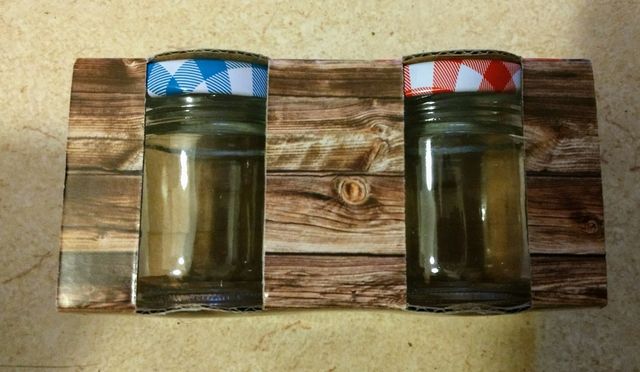 2 TARROS PEQUEÑOS DE 80 ml.