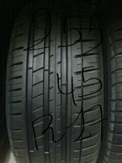 255/45 R17 MICHELIN