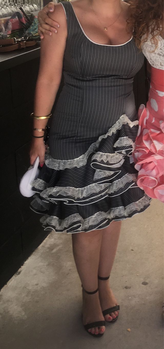 Vestido flamenca, bata rociera corta