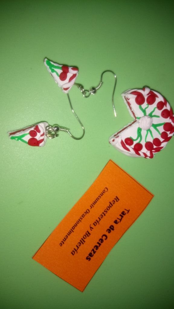 tarta de cerezas collar y pendientes artesanales
