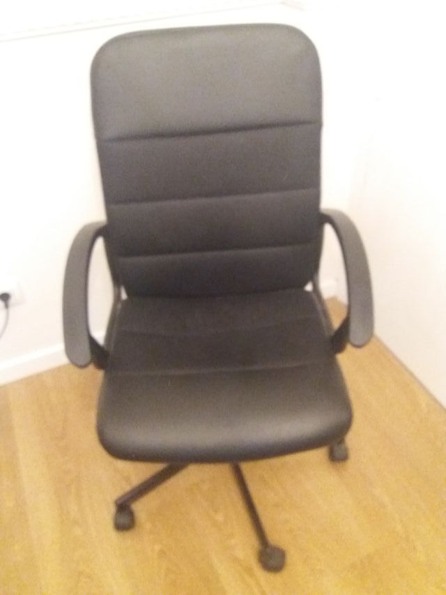 Silla de oficina giratoria IKEA Fingal de segunda mano por 20 € en ... Silla de oficina giratoria IKEA Fingal de segunda mano por 20 € en ...