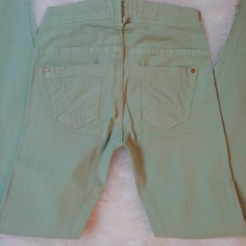 JEANS verde pull&bear