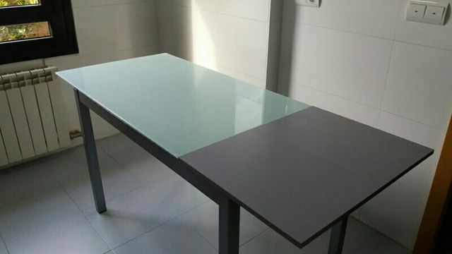 Mesa cocina cristal extensible de segunda mano por 185 € en ... Mesa cocina cristal extensible de segunda mano por 185 € en ...