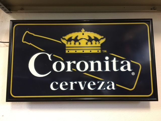 Letrero luminoso "Coronita"