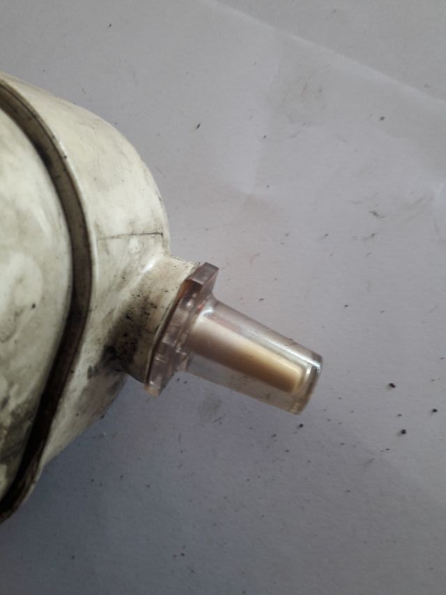 Vespa PX deposito de aceite