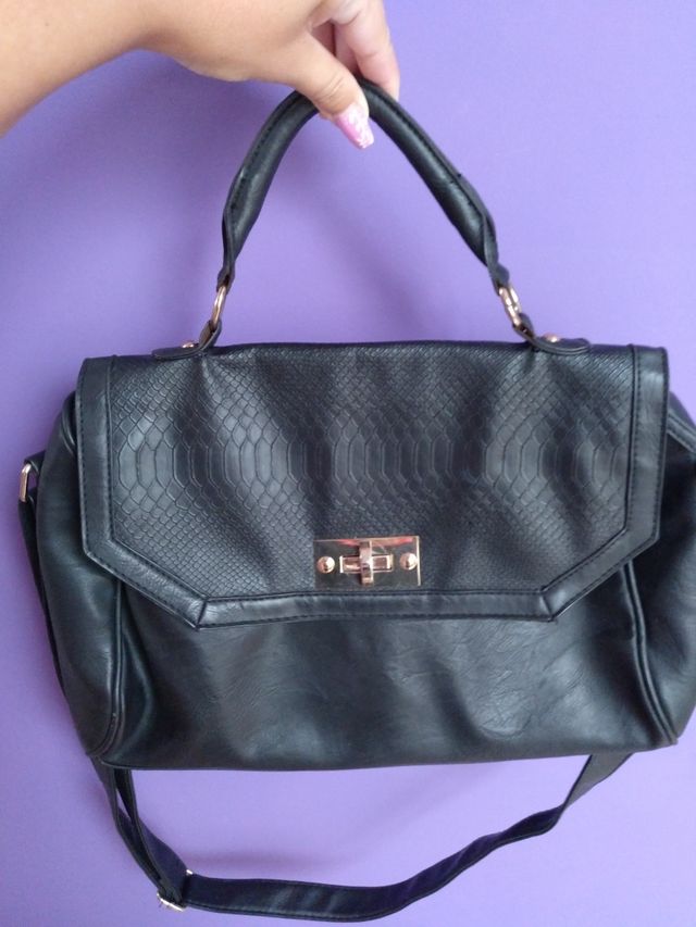 Bolso negro Atmosphere