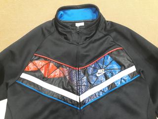 Nike Chaqueta edición SPIDERMAN de segunda mano por 25 EUR en Pontevedra en  WALLAPOP