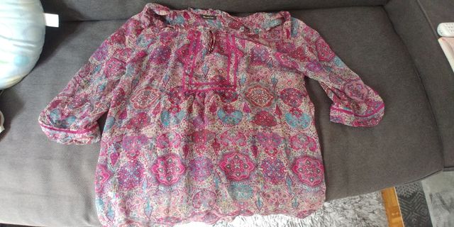 bluson en tonos granates de massimo dutti