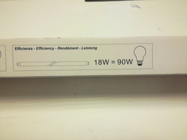 florescente con soporte 18W