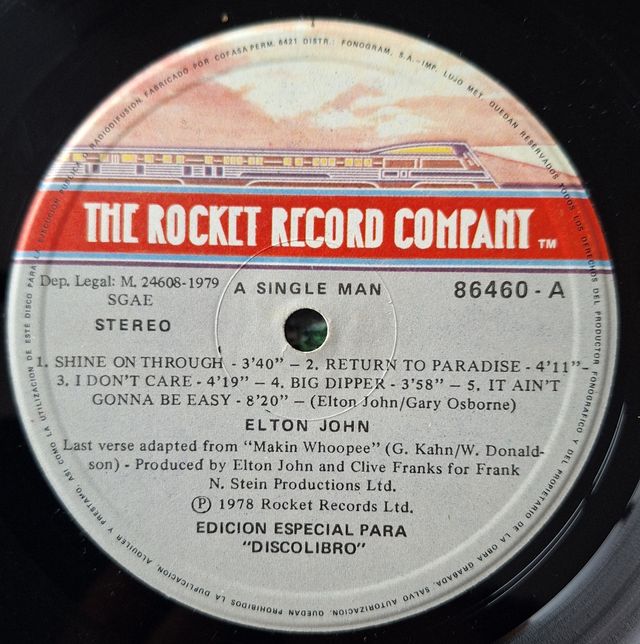 VINILO DE ELTON JOHN