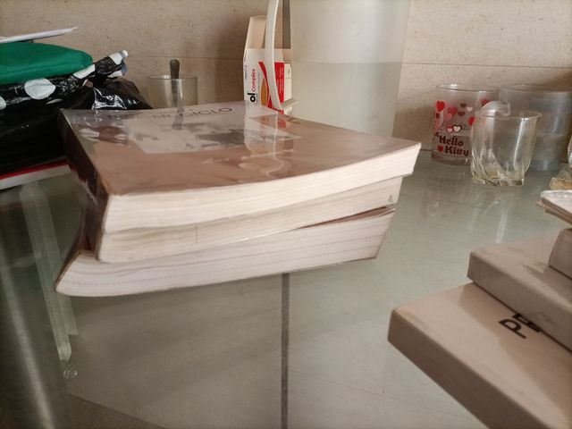 libros de la escuela de adultos de Burgos.