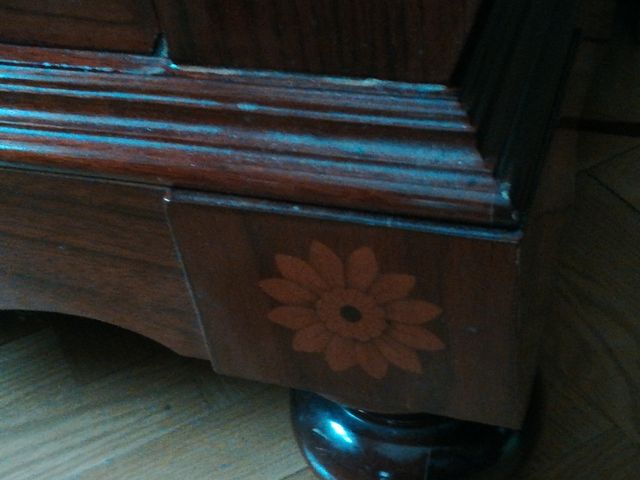 Aparador Clásico de Salón