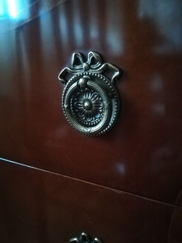 Aparador Clásico de Salón