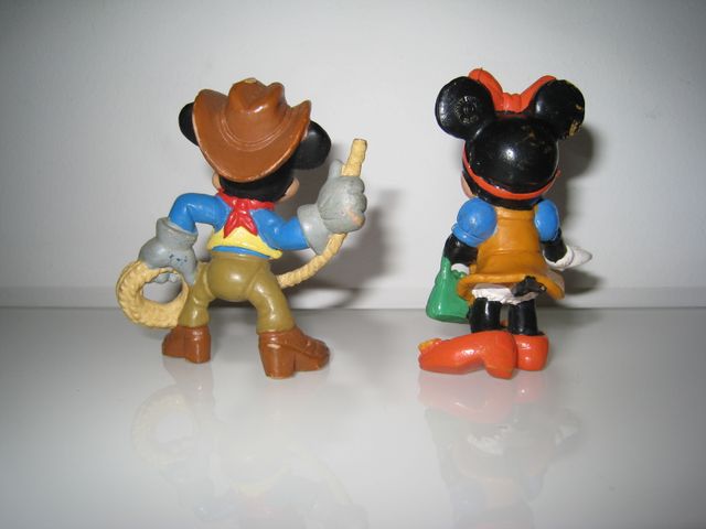 Figuras Disney: Mickey y Minnie Mouse
