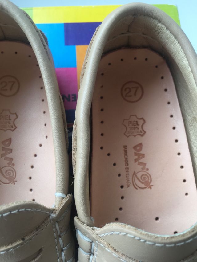 Mocasín beige un solo uso