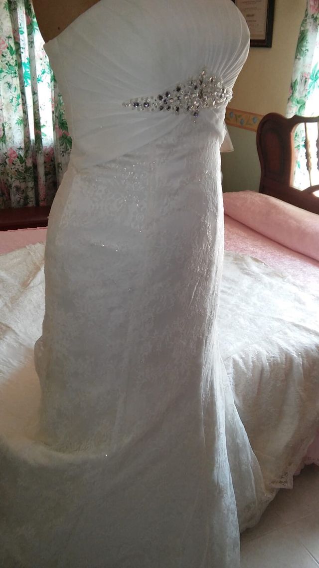 Vestido de novia, luna novias
