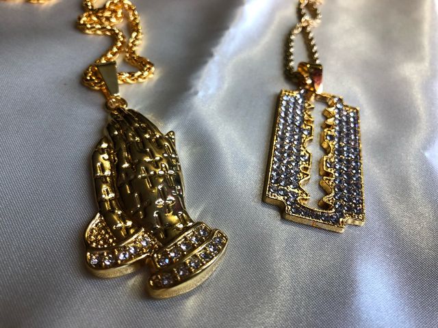 Cadenas hip hop moda joven económicas.