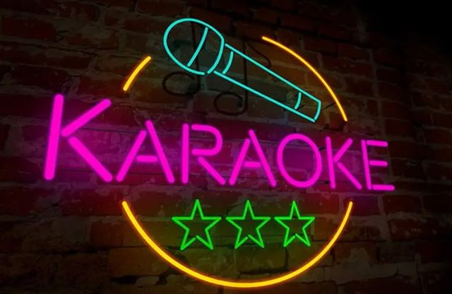 KARAOKE !!