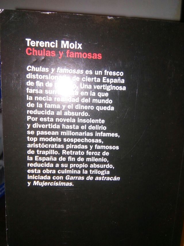 Dos libros Terenci Moix y Lucia Etxebarria