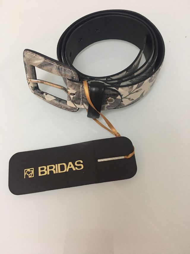 Cinturón piel marca bridas señora