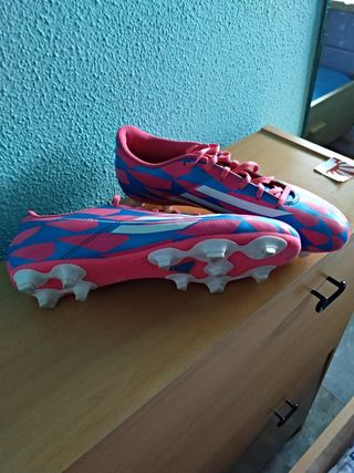 tenis adidas f5