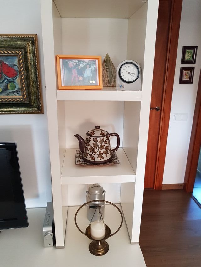 Mueble comedor blanco con estante. de segunda mano por 100 € en Els ... Mueble comedor blanco con estante. de segunda mano por 100 € en Els ...