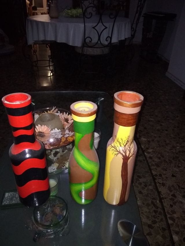 botellas pintadas a mano