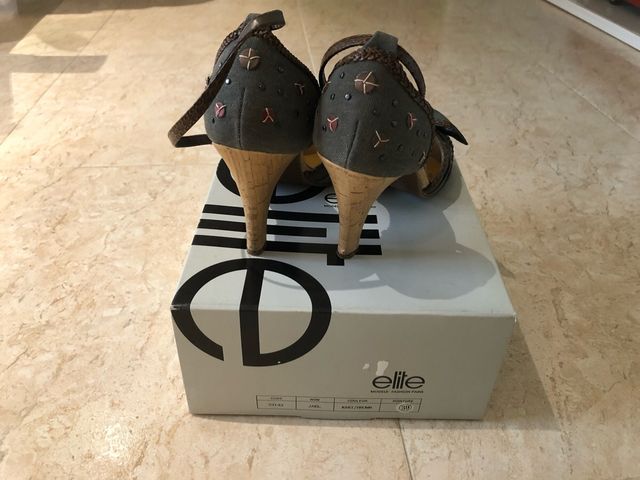 Sandalias tacón Elite nuevas n.39