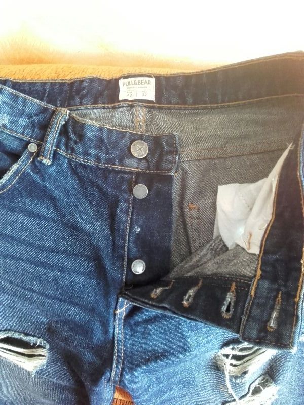 Pantalón tejano Pull & Bear.Talla  42