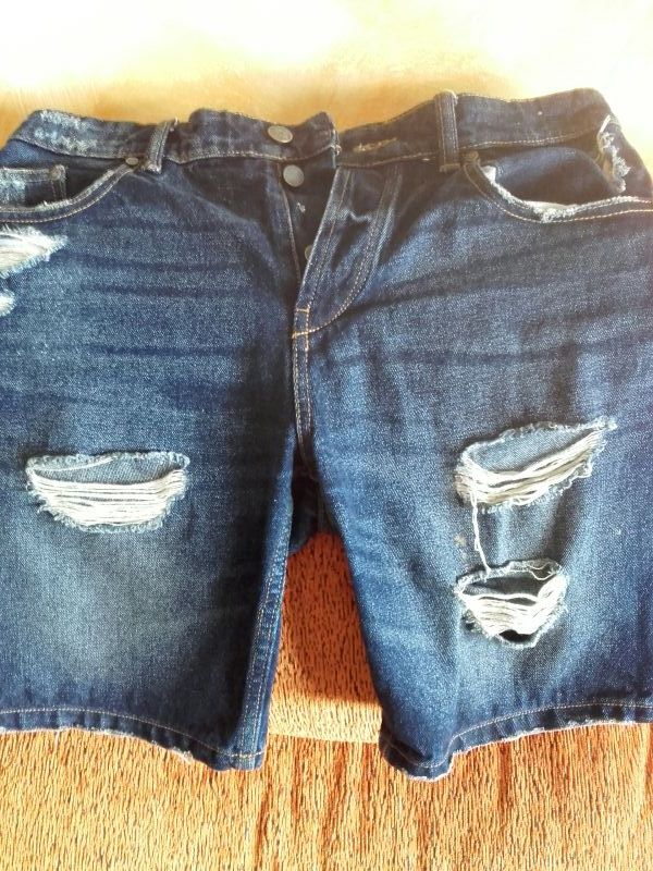 Pantalón tejano Pull & Bear.Talla  42