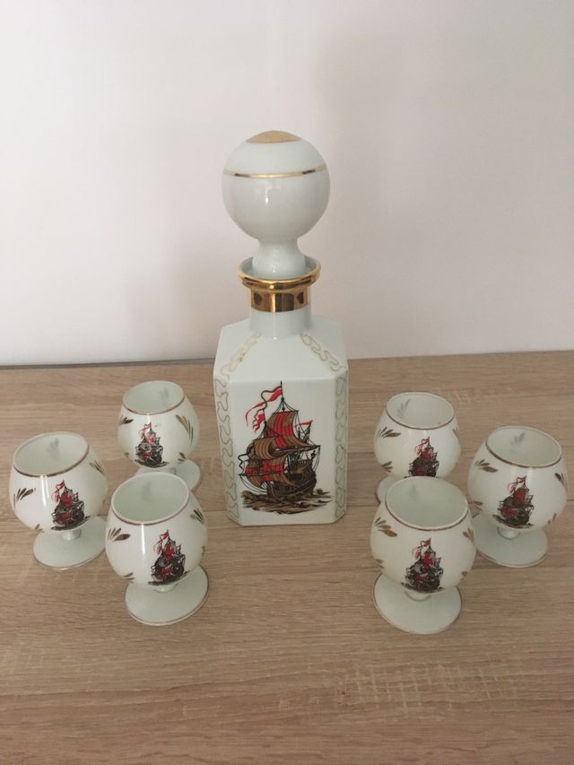 Juego licor licorera vintage porcelana.