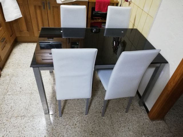Vendo Mesa Comedor con sillas. de segunda mano por 240 € en Agüimes ... Vendo Mesa Comedor con sillas. de segunda mano por 240 € en Agüimes ...