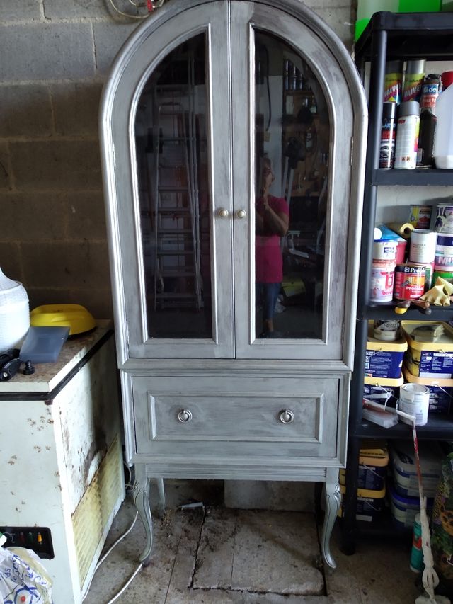 vitrina de madera autentica