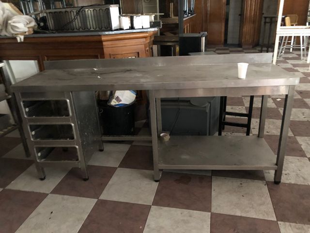 Mesa cocina industrial de segunda mano por 500 € en Vigo en WALLAPOP Mesa cocina industrial de segunda mano por 500 € en Vigo en WALLAPOP