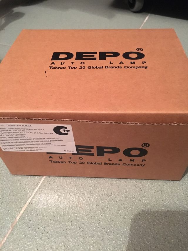 Faro intermitente Audi 80 a estrenar!!