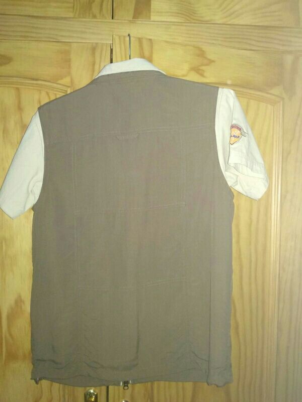 conjunto  de  camisa y chaleco