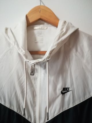 Sportswear S Segunda De Negroblanca Mano Nike Windrunner Chaqueta hCxsrdtQ