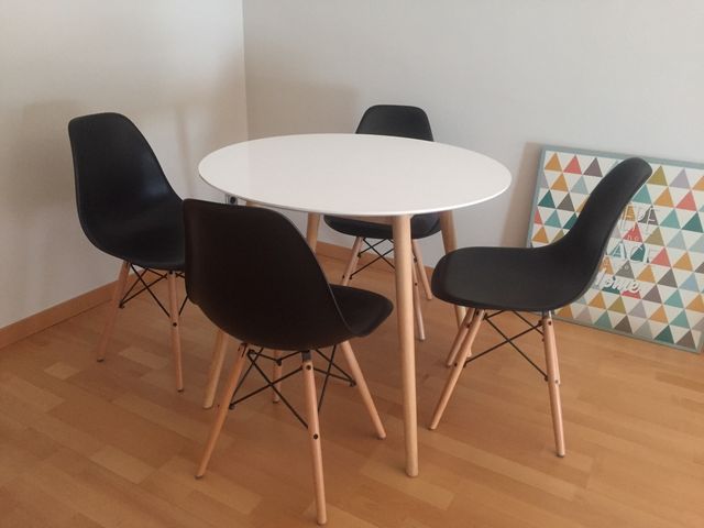 Mesa Comedor estilo nórdico de segunda mano por 45 € en Sabadell en ... Mesa Comedor estilo nórdico de segunda mano por 45 € en Sabadell en ...
