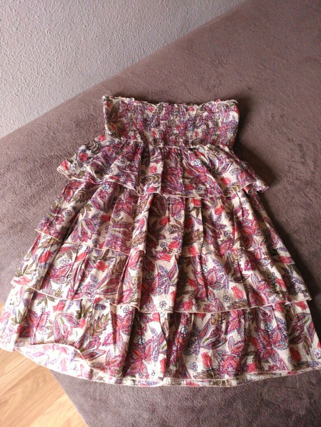 Vestido estampado volantes