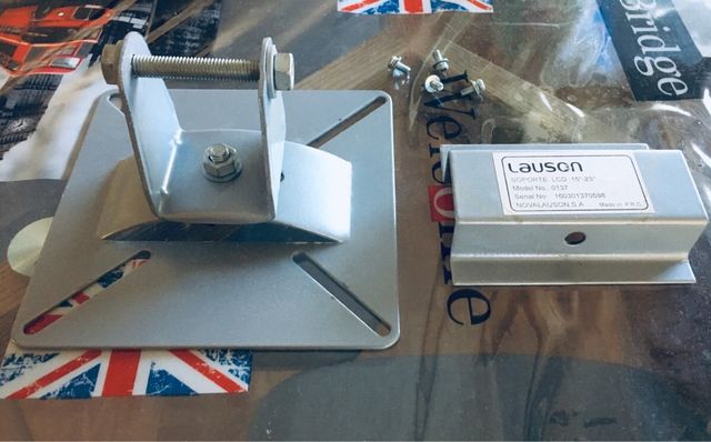 Soporte pared TV plana. 