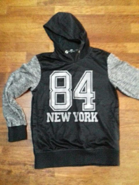 sudadera xs nueva Inside