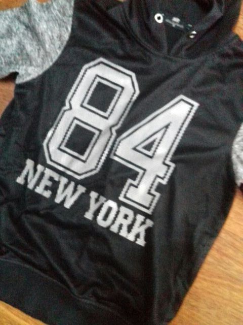 sudadera xs nueva Inside
