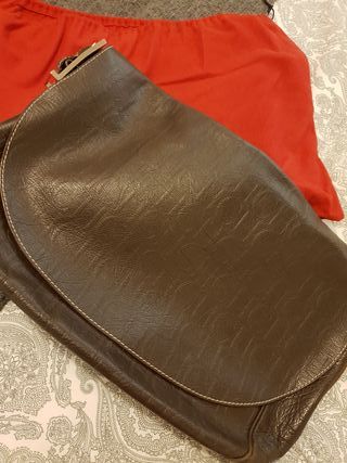 Bolso hombre Carolina Herrera de segunda mano por 225 € en Bolso hombre Carolina Herrera de segunda mano por 225 € en