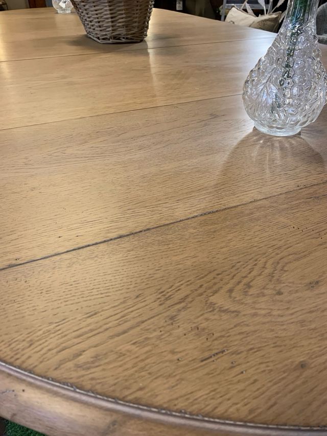 MESA DE COMEDOR A MEDIDA