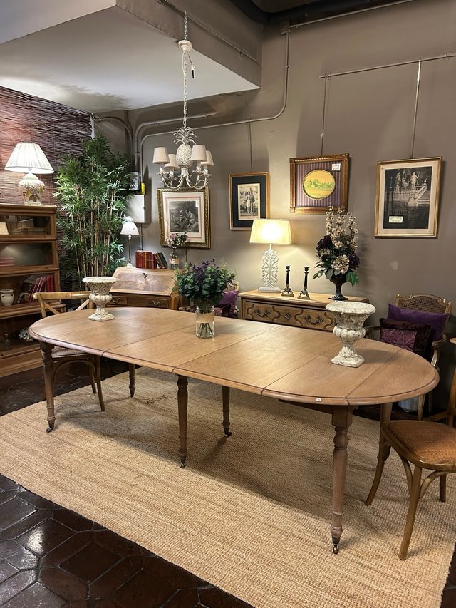 MESA DE COMEDOR A MEDIDA